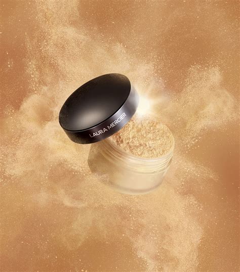 laura mercier setting powder.